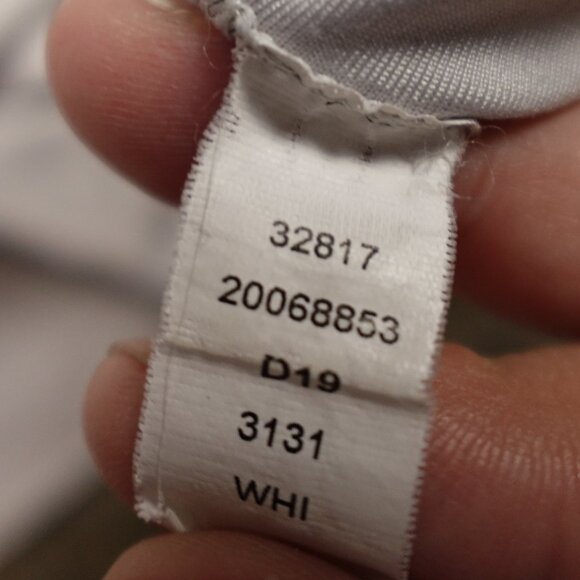 Duluth Trading Armachillo Cooling Deep V-Neck Undershirt Men’s Large Light Gray - Picture 7 of 8